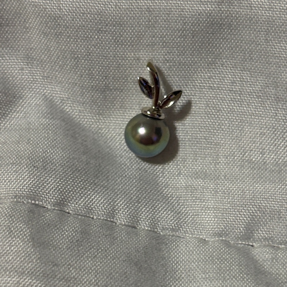 Silver Pearl Leaf Brooch